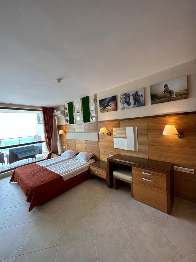 Briz Beach Apartments - Section B Sunny Beach Exterior foto